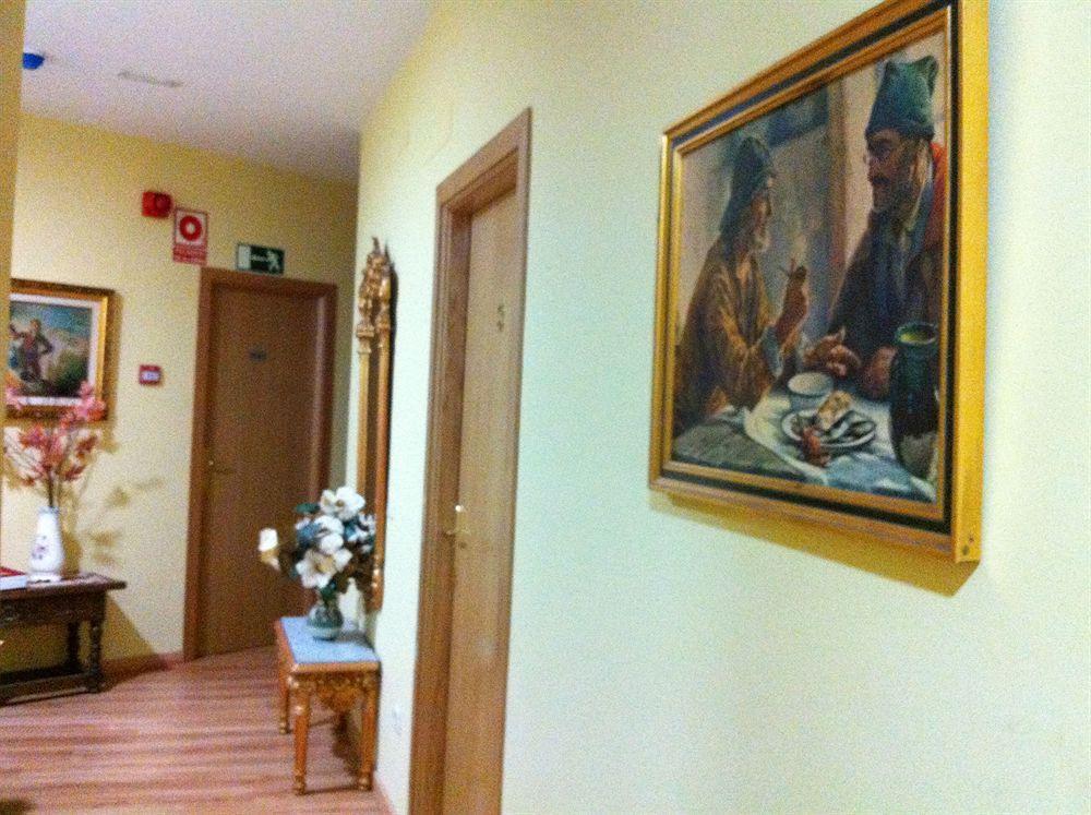 Hostal Nersan2 Madrid Dış mekan fotoğraf