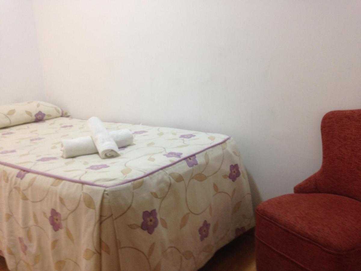 Hostal Nersan2 Madrid Dış mekan fotoğraf
