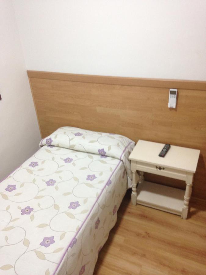 Hostal Nersan2 Madrid Dış mekan fotoğraf