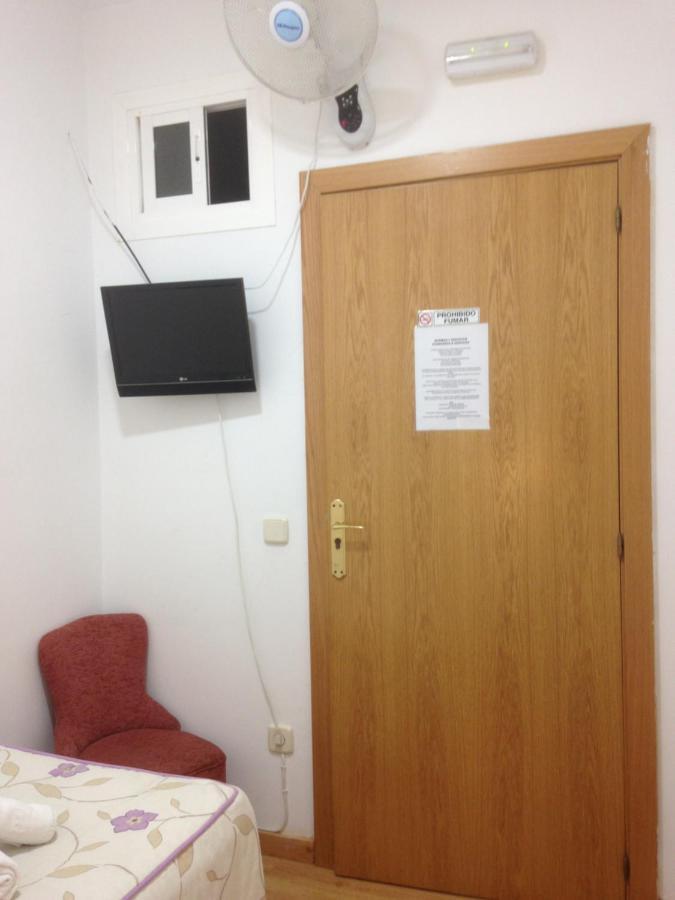 Hostal Nersan2 Madrid Dış mekan fotoğraf