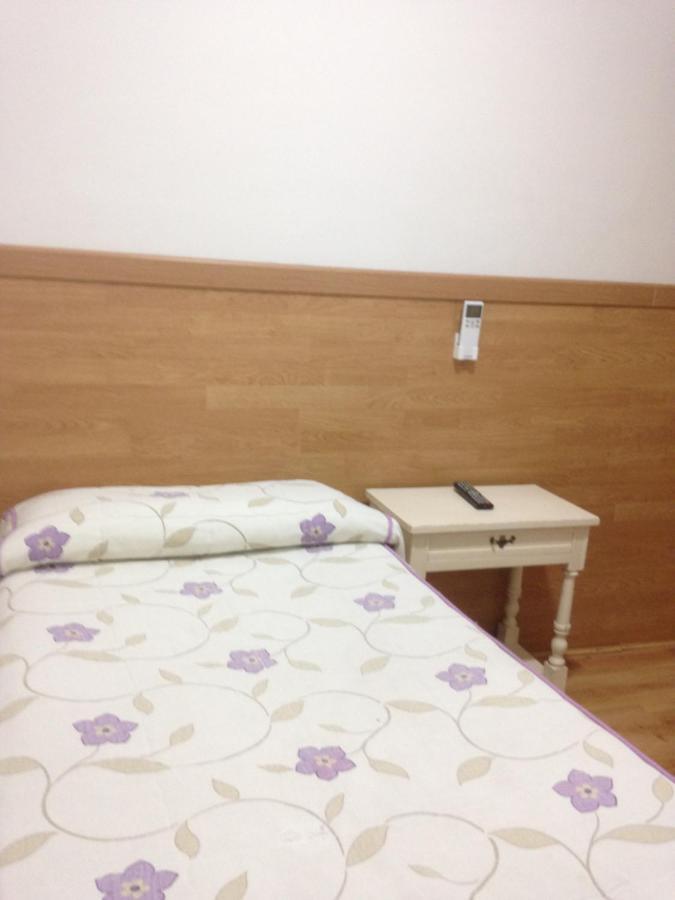 Hostal Nersan2 Madrid Dış mekan fotoğraf